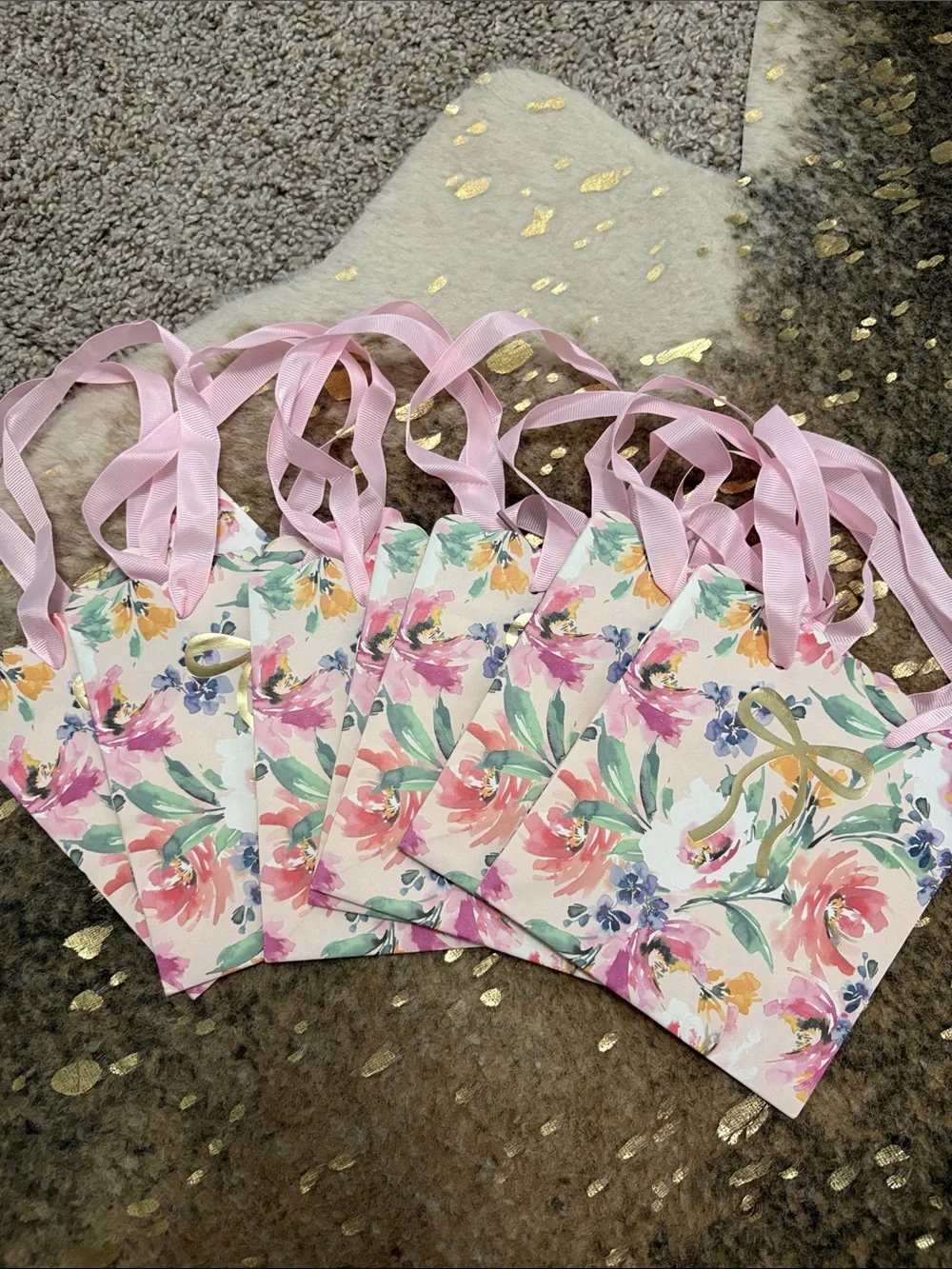 Plum Pretty Sugar Floral Pink Ribbon Gift Bags - Set of 7